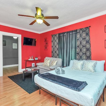 Apartamento Calm Cozy Oasis In The Heart Of Houston By Toyota Center Exterior foto